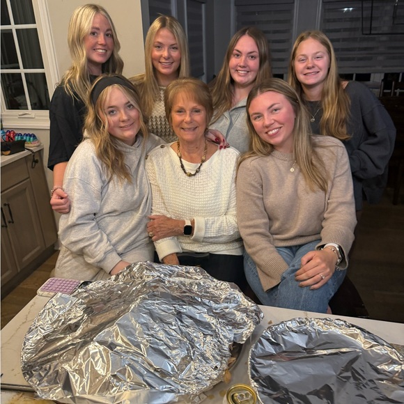 🥨🥨🥨 Please like to be tagged in my shows! 🥨🥨🥨 - Picture 5 of 11